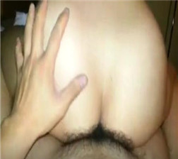 在家中被插的感觉挺爽 mp4