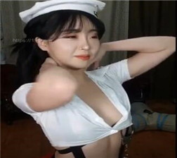 女主播制服诱惑 mp4