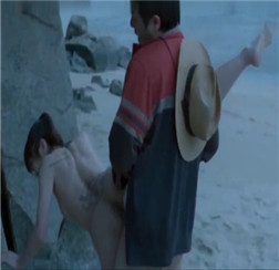 在野外沙滩上面也可以搞 mp4