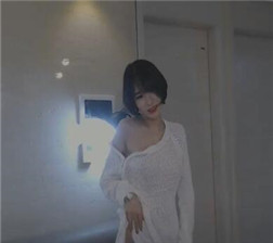 美女透视装性感来袭06 mp4