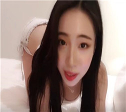 女主播泳池的诱惑9 mp4