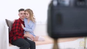 极品白嫩女神和男友私摄影像12分钟版本