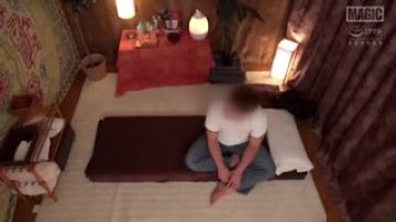 美人妻工作的极上回春按摩 RIX-072