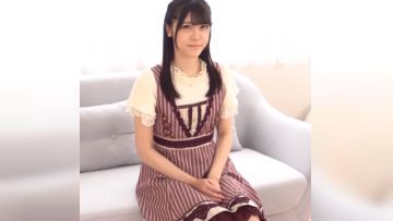 就连阴核形状都清晰可见。高潮不断的隔内裤自慰 5