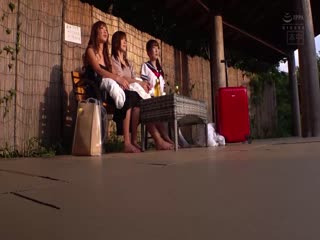 本中10周年感谢祭 秘密美少女中出环岛绝伦男干炮之旅