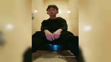 少妇KTV勾引服务生：咱们慢慢聊天，你姓什么啊姓高的呀，你是高家庄的啊哈哈哈小男孩：猪八戒是我师傅！(2)第01集