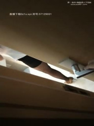 约前台小姐姐来啪啪，穿上制服这黑丝美腿太诱惑，大白臀后入抽插水好多主动喊着想要看来真的爽到了