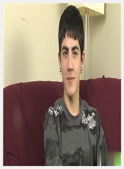 独奏 twink 自慰 和 jizzes