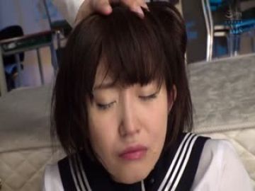 MVSD-400制服美少女ザーメン小便3穴ごっくん奴隷総选挙マ●コ！ノドマ●コ！ケツマ●コ！すべてのメス穴に问答无用の大量中出第05集