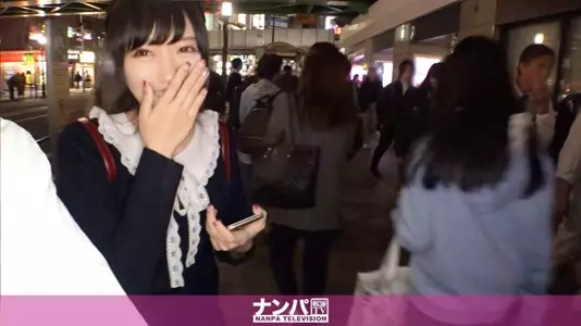 200GANA-2208 マジ软派、初撮。 1424 ナンパして友达になりソフレに升格→それだけでは终わらずキスをしておっぱいを揉めば、男优のテクに感じてセックスも许してしまうJD。激しいピストンに体をビクビク跳ねさせて何度もイきまくる！.