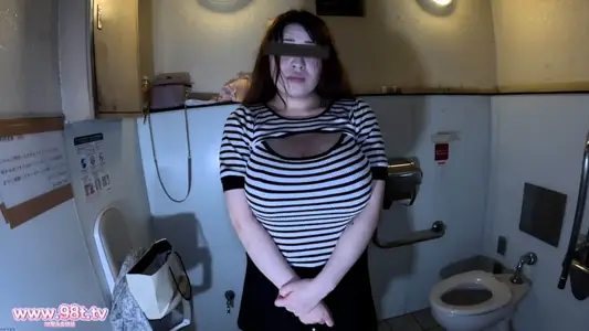 FC2PPV-4578299-爆乳Ｊカップ妊妇と公众便所で激ハメ